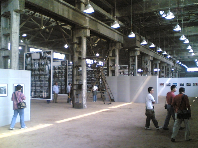 35 contact exhib