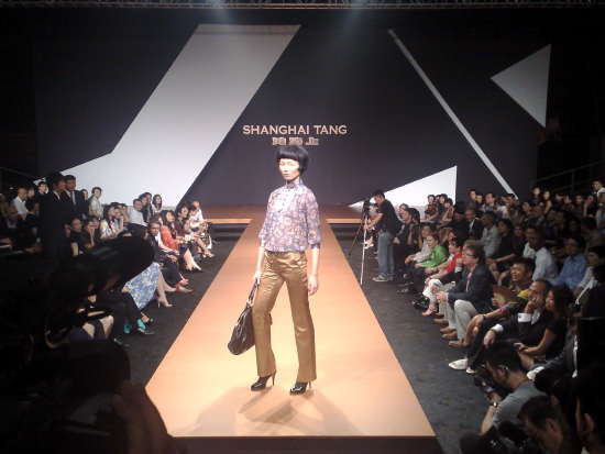 40 Fashion petri052