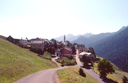 45 guarda village